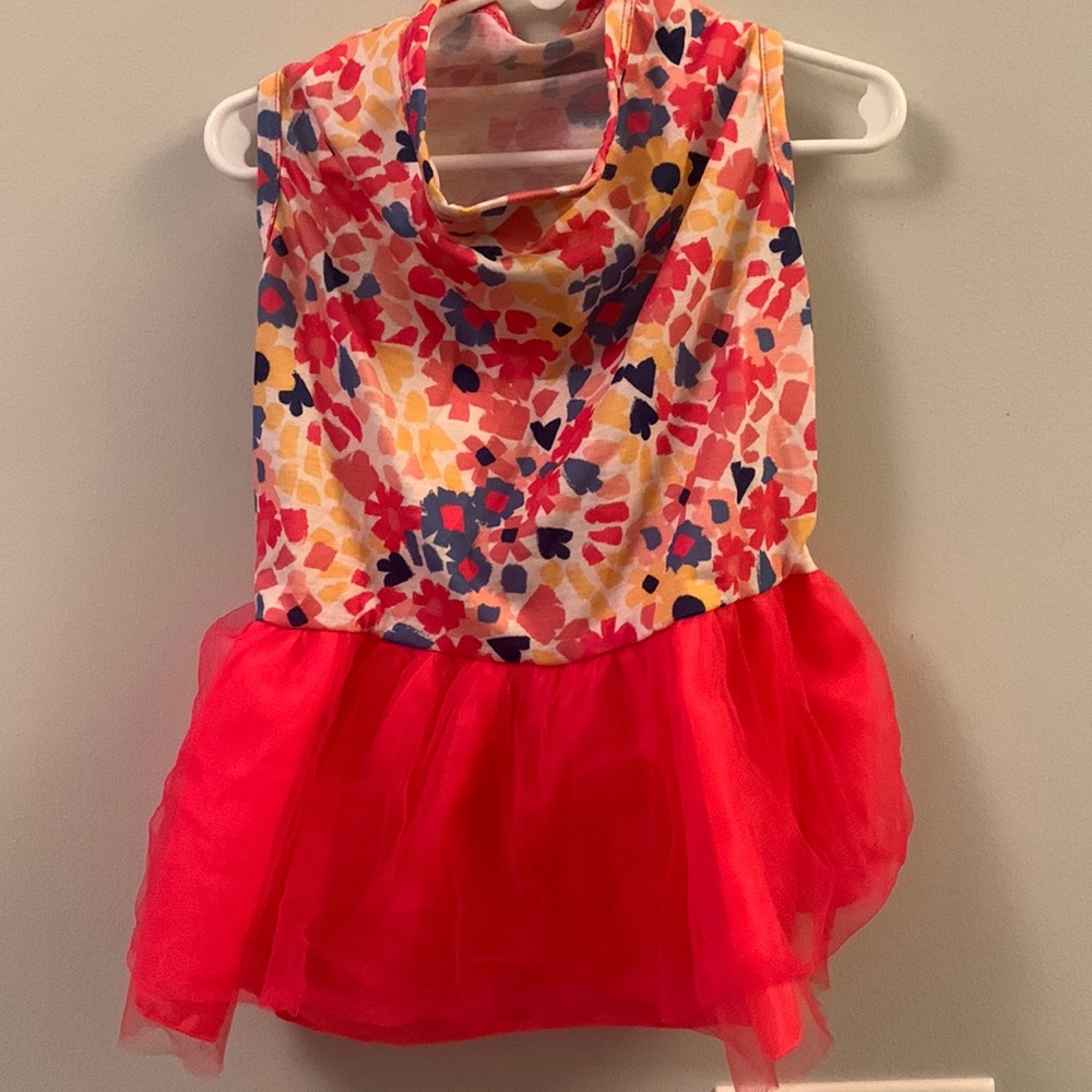 Top Paw dog dress in pink floral with tulle skirt.  Size large.